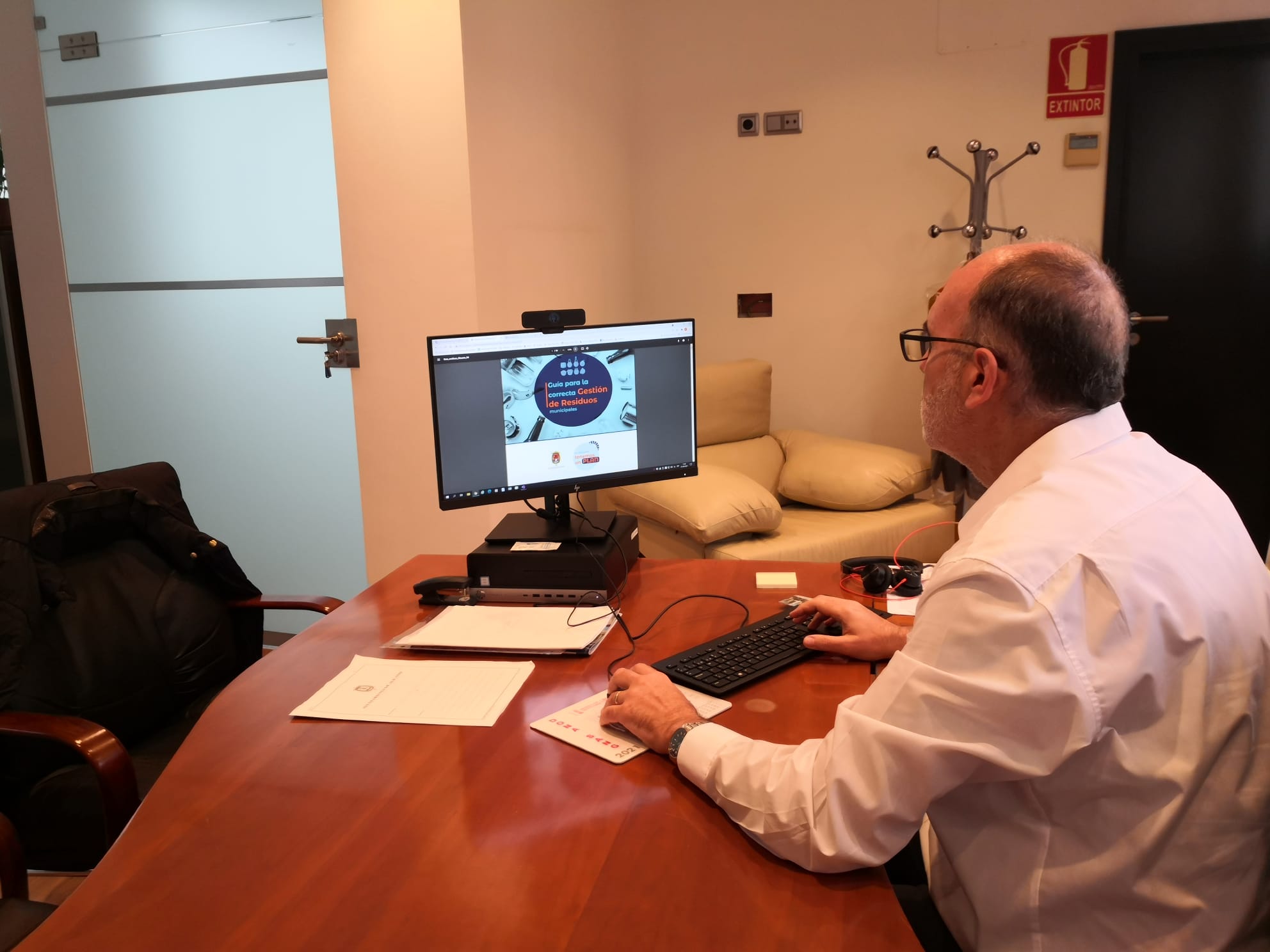 El Ayuntamiento lanza una guía online para la correcta gestión de residuos domésticos El Ayuntamiento lanza una guía online para la correcta gestión de residuos domésticos
