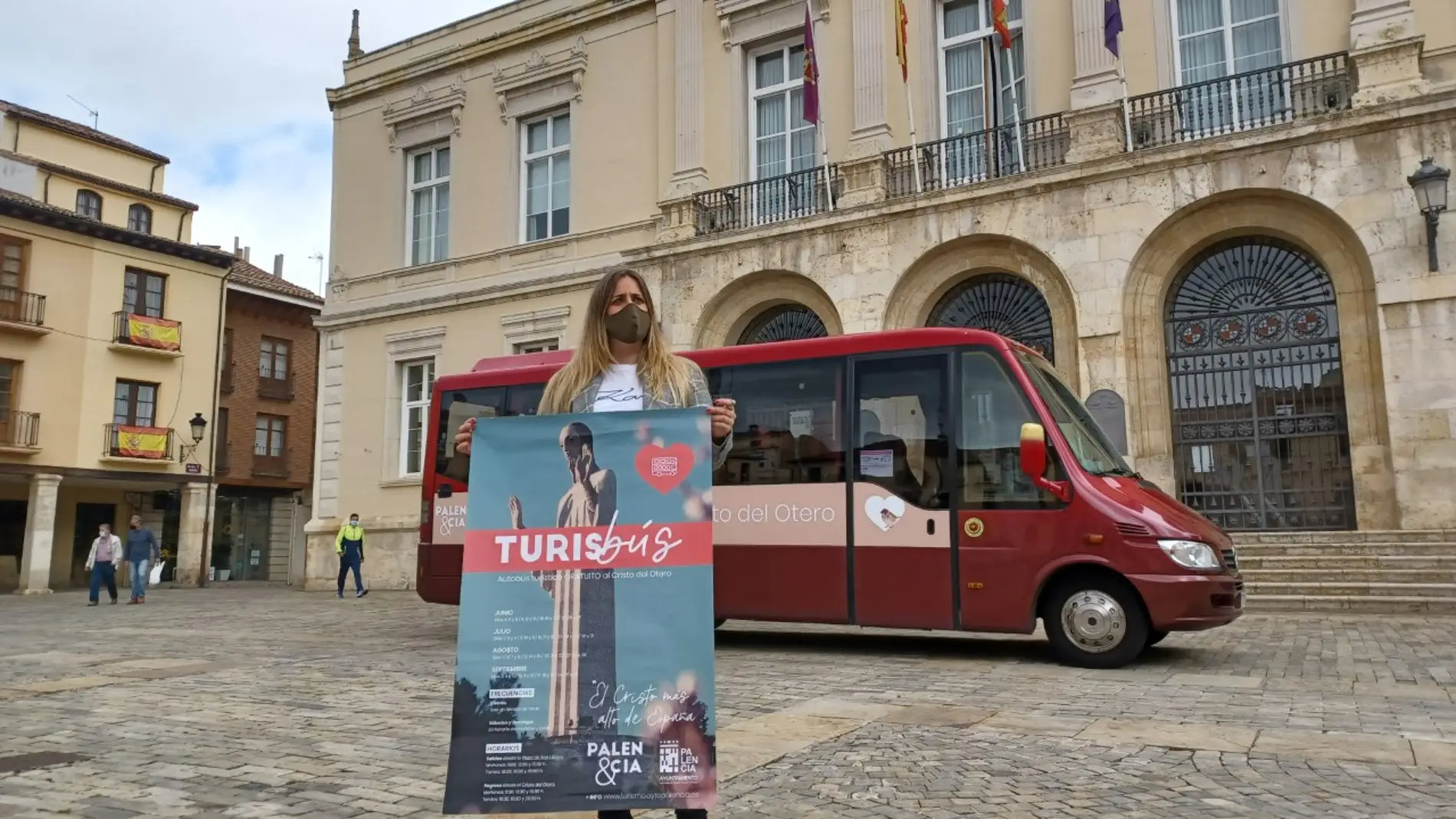 Palencia dispondrá de un autobús turístico gratuito durante los fines de semana para facilitar las visitas al Cristo