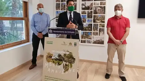 Para celebrar el Día Mundial del Medio Ambiente se han organizado desde rutas guiadas por el Palmeral, un rocódromo infantil, tirolina, hasta talleres medio ambiente