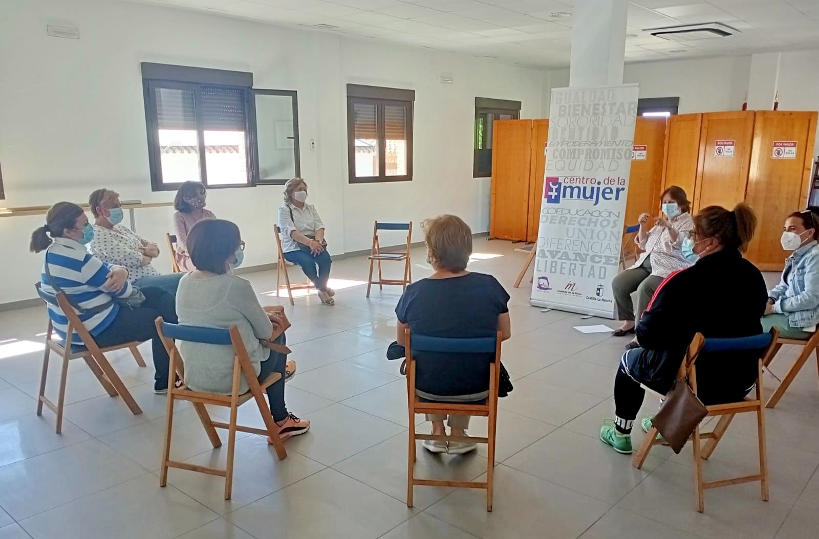 Buena acogida al taller de mindfulness ofrecido por el Centro de la Mujer de Miguel Esteban Buena acogida al taller de mindfulness ofrecido por el Centro de la Mujer de Miguel Esteban
