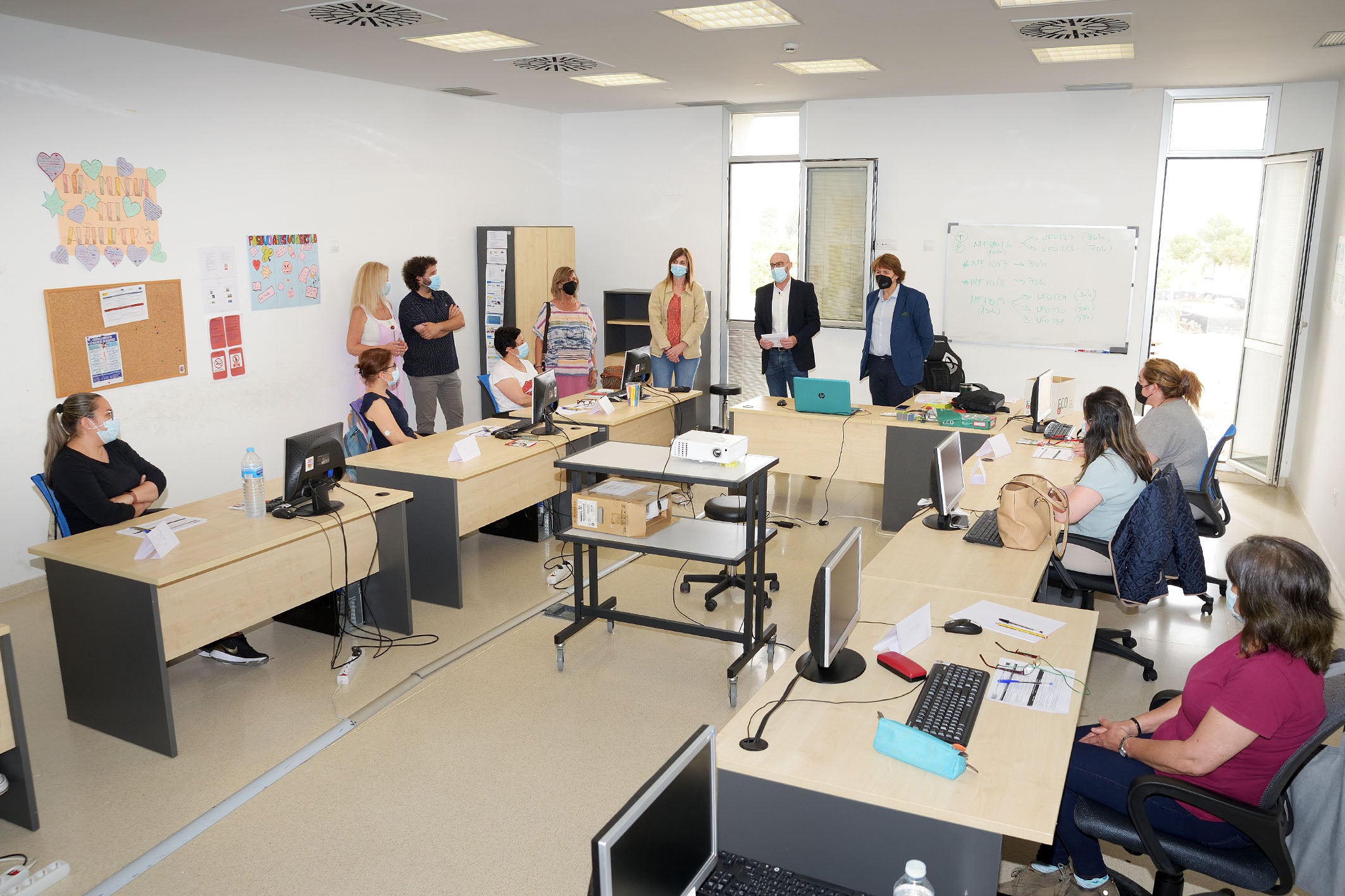 Ocho mujeres se forman en la atención a dependientes en Argamasilla de Alba Ocho mujeres se forman en la atención a dependientes en Argamasilla de Alba