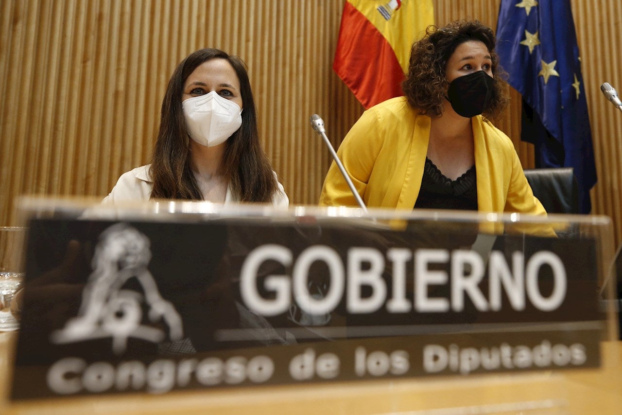 El Gobierno cambia el concepto de familia numerosa y se incluirán las formadas por dos hijos y un progenitor El Gobierno cambia el concepto de familia numerosa y se incluirán las formadas por dos hijos y un progenitor