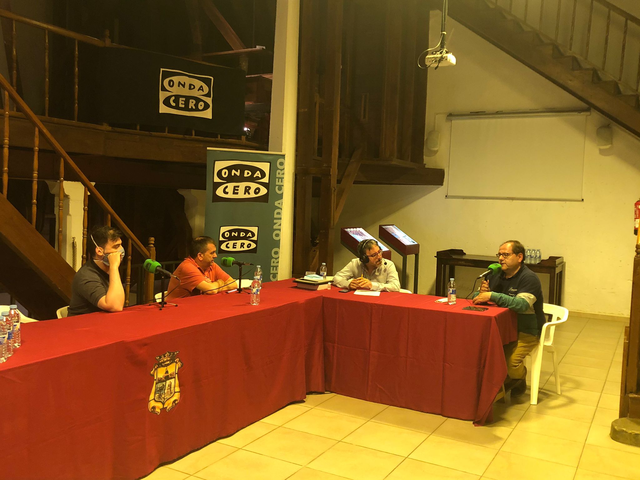 La Brújula de Castilla y León. La Legua especial desde La Bañeza, con Julio César Izquierdo. 03/06/2021 La Brújula de Castilla y León. La Legua especial desde La Bañeza, con Julio César Izquierdo. 03/06/2021