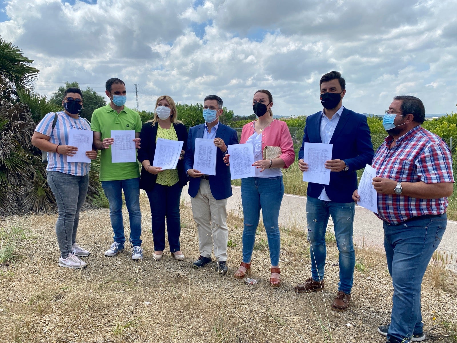 Acuerdo entre ambos municipios para lograr una comunicación efectiva y adecuada entre San Bartolomé y Rafal Acuerdo entre ambos municipios para lograr una comunicación efectiva y adecuada entre San Bartolomé y Rafal