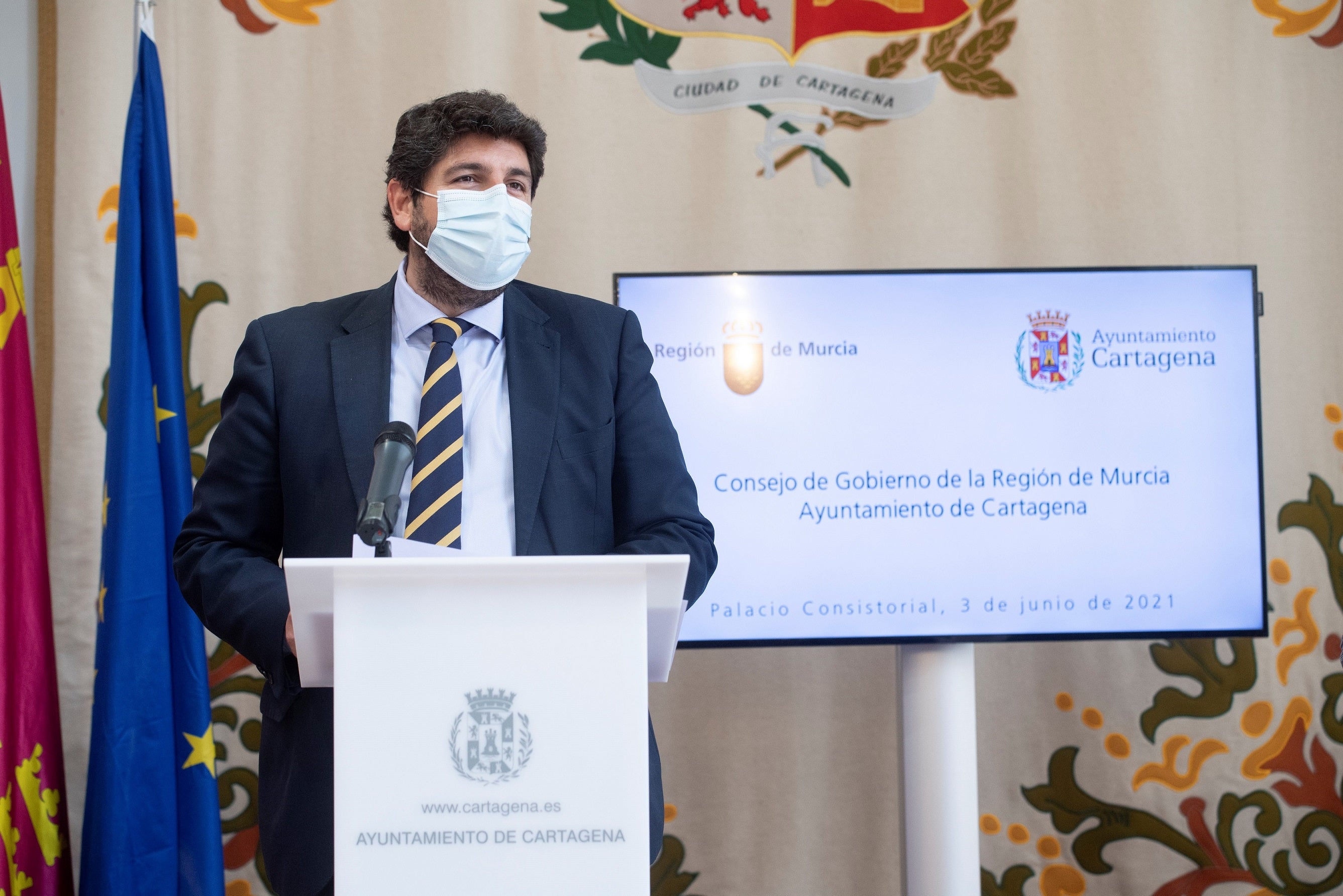 López Miras considera que las medidas del Ministerio son una imposición y supondrán un retroceso López Miras considera que las medidas del Ministerio son una imposición y supondrán un retroceso