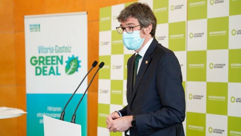 Gorka Urtaran, alcalde de Vitoria en Conama