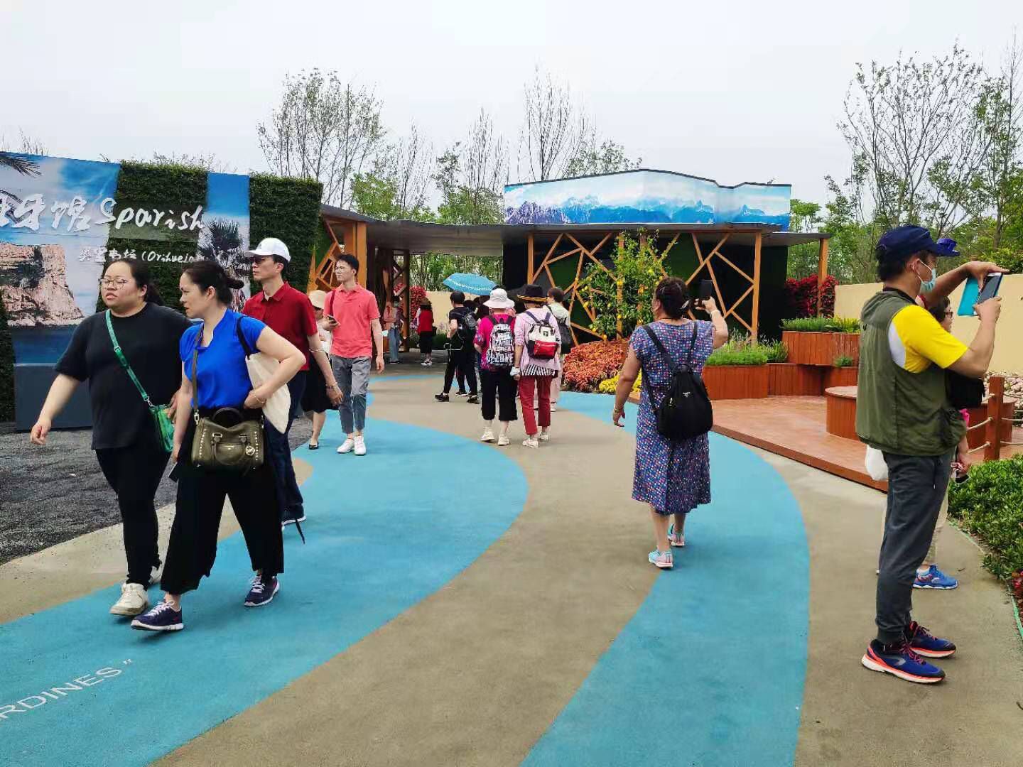 Apenas una semana después de la inauguración de la 10ª Expo Internacional de Flores de Shanghái, el Pabellón de Orihuela ha comenzado a dar sus frutos Apenas una semana después de la inauguración de la 10ª Expo Internacional de Flores de Shanghái, el Pabellón de Orihuela ha comenzado a dar sus frutos