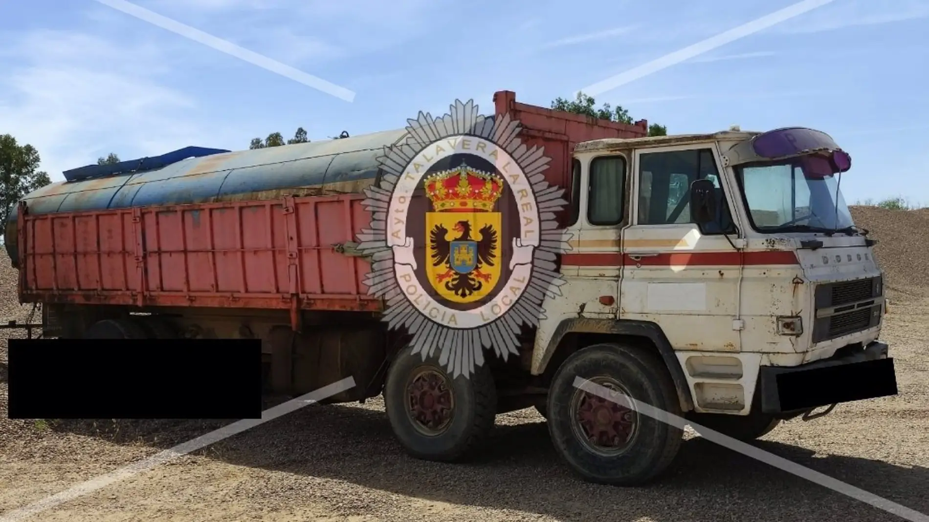 Pasan a disposición judicial dos hombres en Talavera la Real por falsificación de matrículas de un camión