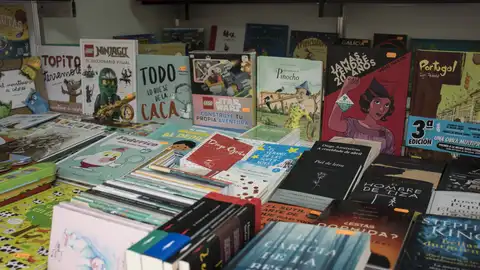Arranca a feira do libro co obxetivo de impulsar o sector feira do libro de galicia