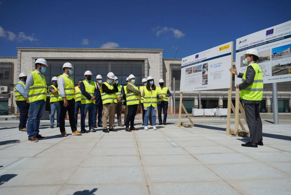 La reforma de estación de Renfe en Cáceres concluirá en verano y en noviembre empezarán pruebas de alta velocidad La reforma de estación de Renfe en Cáceres concluirá en verano y en noviembre empezarán pruebas de alta velocidad