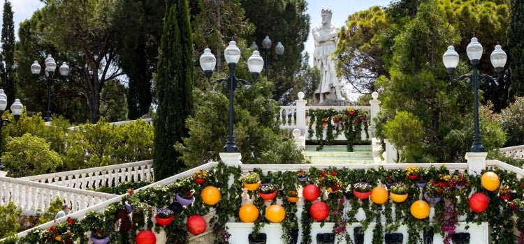 El Parque Grande ya vive la 'fiesta de las flores' El Parque Grande ya vive la 'fiesta de las flores'
