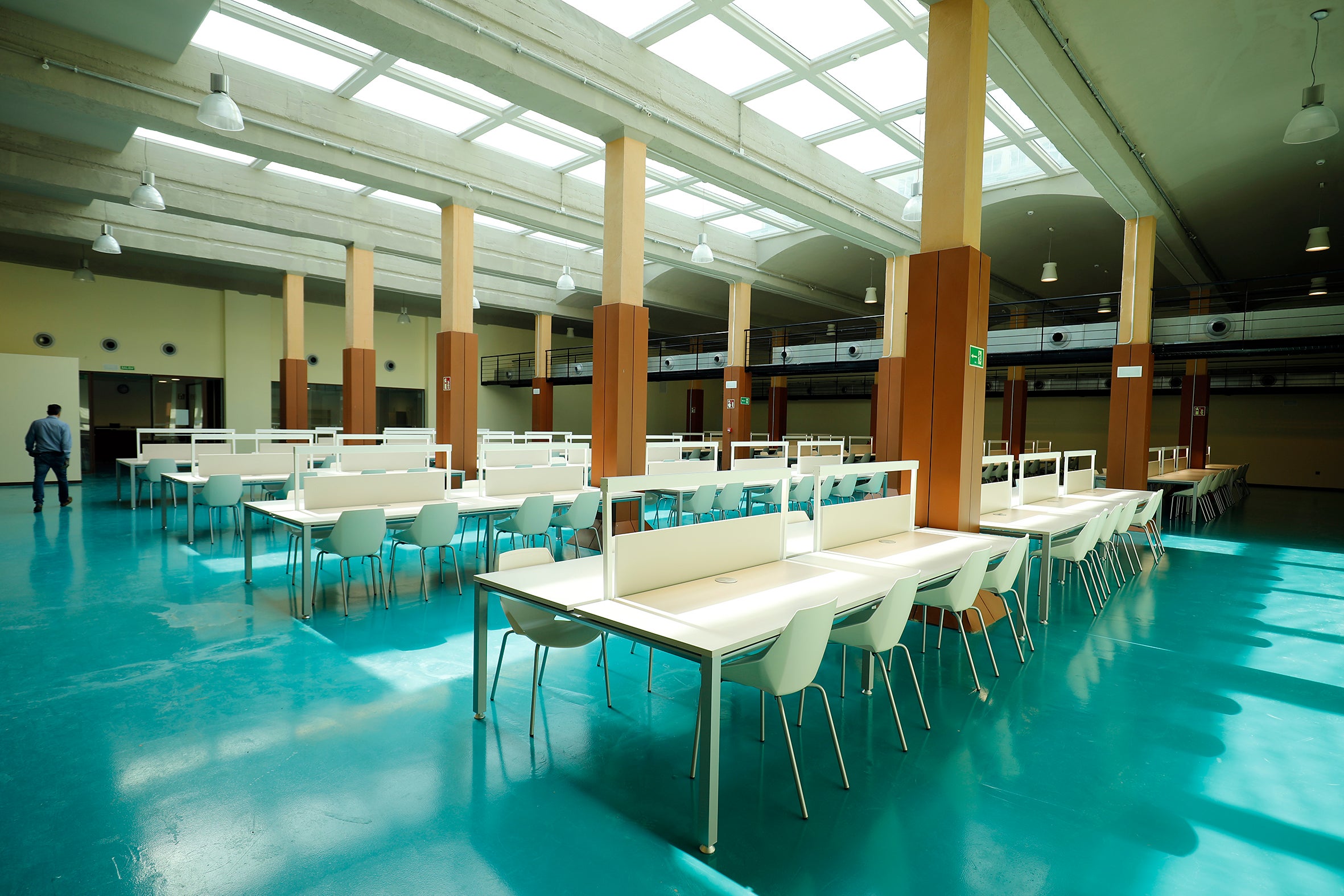 Abren la Biblioteca y la Sala de Estudio de los Depósitos de Agua de la Fiesta del Árbol Abren la Biblioteca y la Sala de Estudio de los Depósitos de Agua de la Fiesta del Árbol