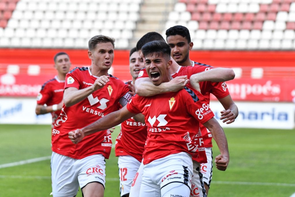 Rognny pasa a formar parte del primer equipo del Real Murcia Rognny pasa a formar parte del primer equipo del Real Murcia