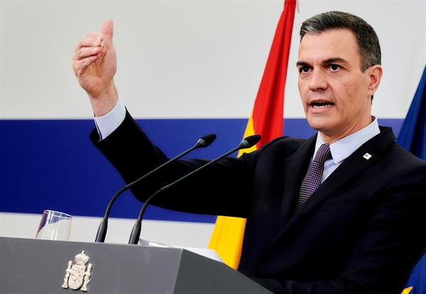 Pedro Sánchez planea una crisis de Gobierno con cambios en los ministerios Pedro Sánchez planea una crisis de Gobierno con cambios en los ministerios