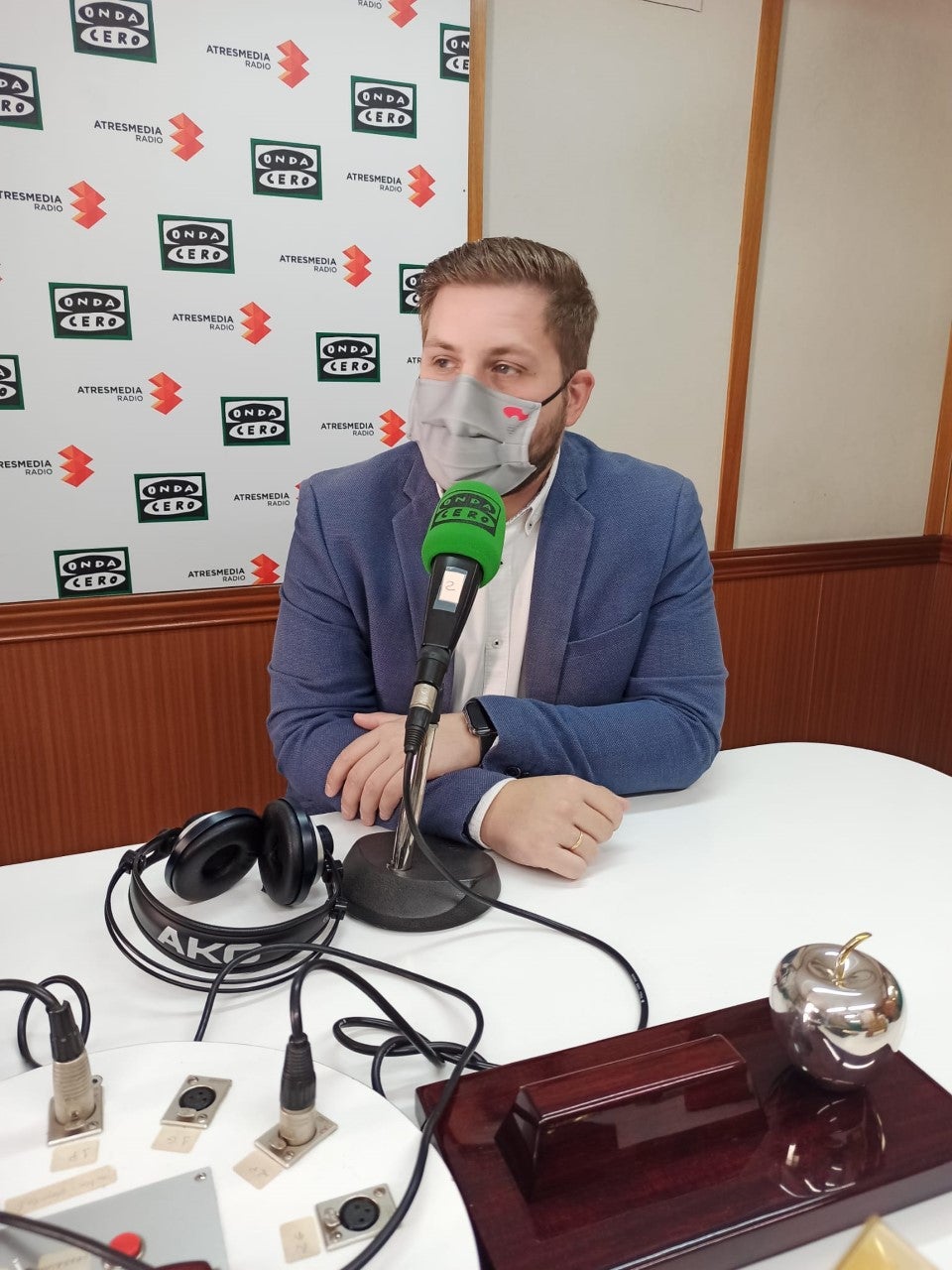 Nacho Hernando: "Para que el aeropuerto de Ciudad Real retome los vuelos comerciales hay que invertir 30 millones en el apeadero del AVE" Nacho Hernando: "Para que el aeropuerto de Ciudad Real retome los vuelos comerciales hay que invertir 30 millones en el apeadero del AVE"