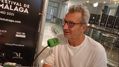 Mariano Barroso, director y presidente de la Academia de Cine, en el set de Onda Cero durante el Festival de M&aacute;laga