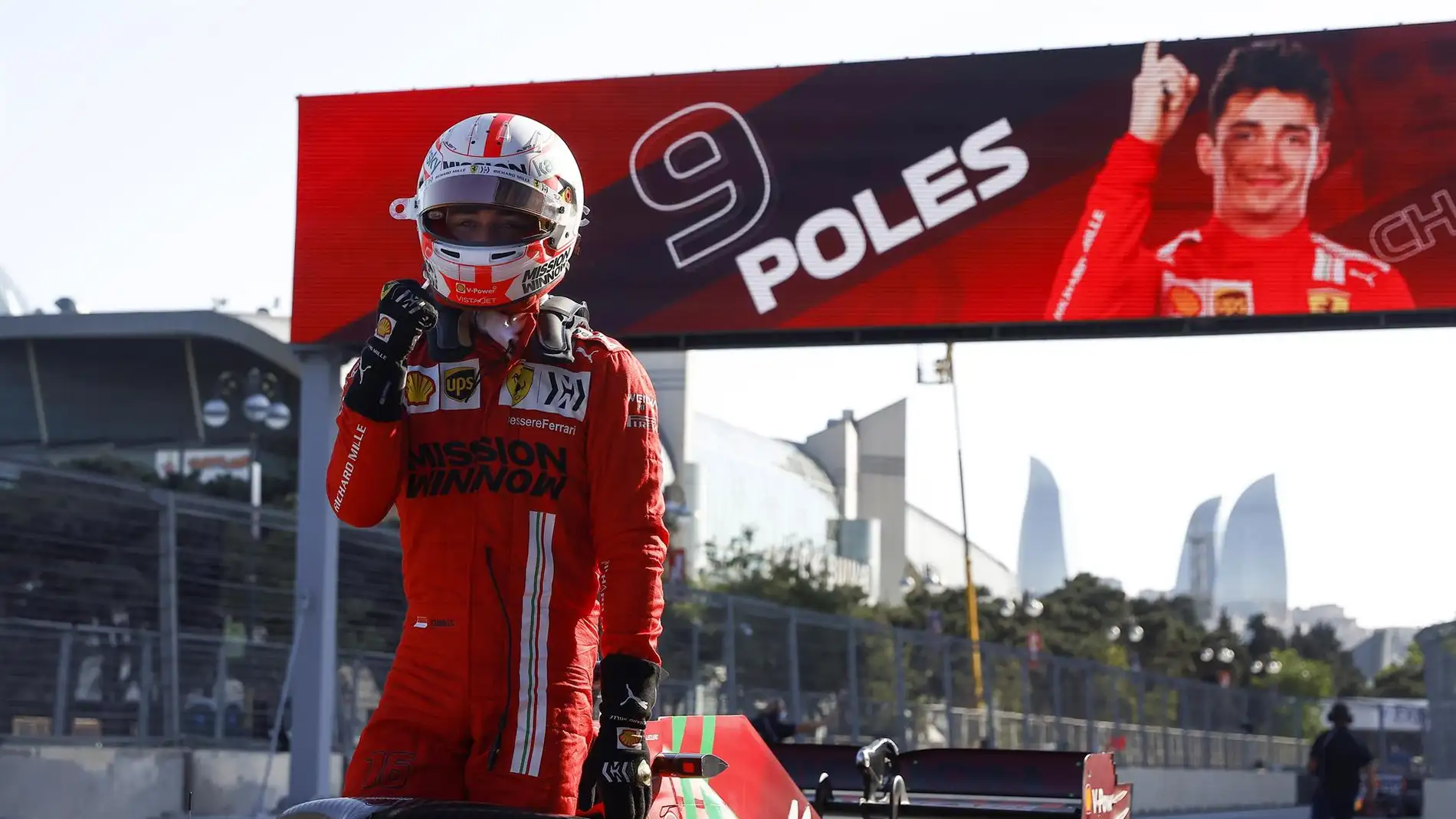 Resultado clasificación GP de Azerbaiyán de F1: Leclerc firma la 'pole', Sainz quinto y Alonso noveno