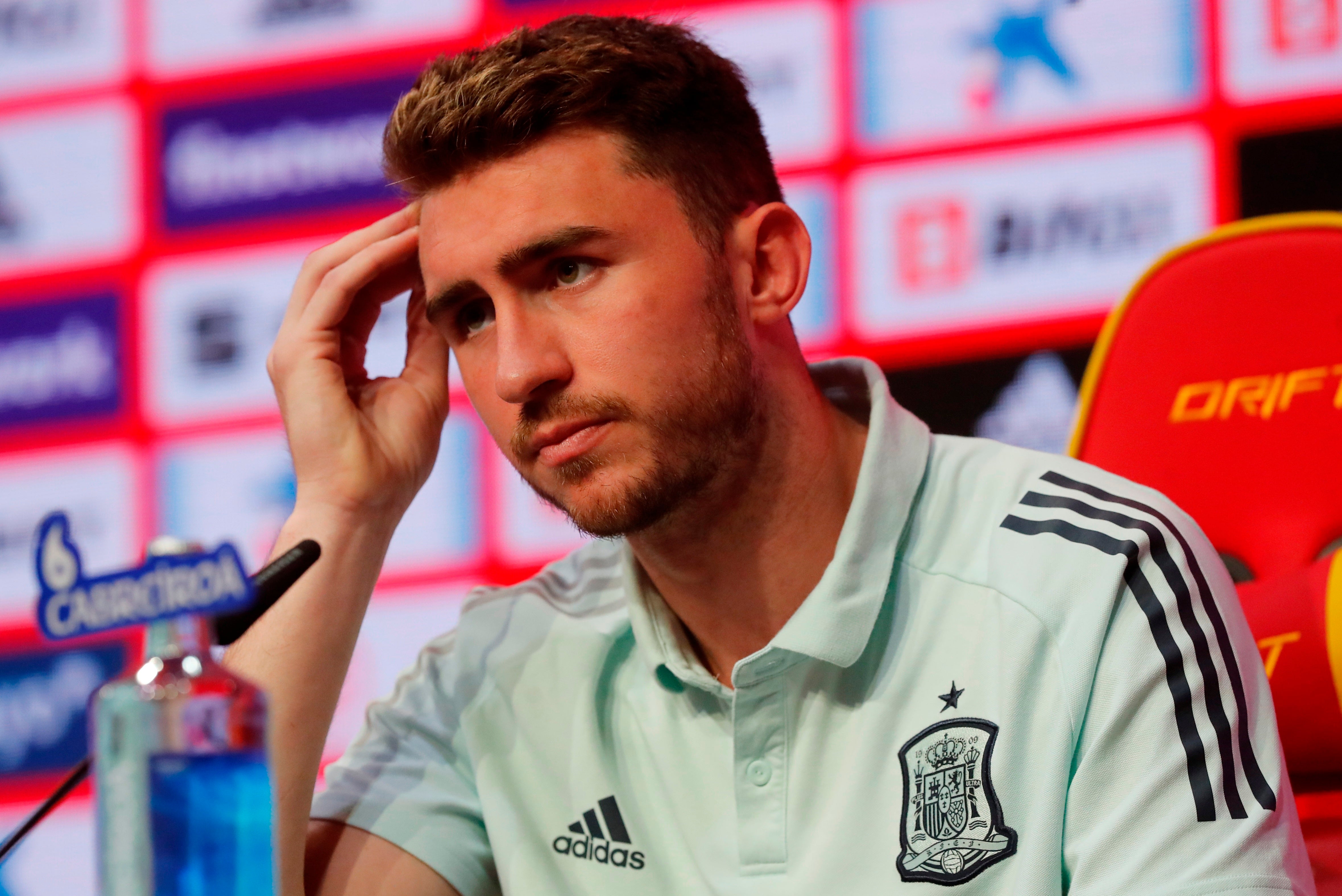 La intrahistoria de la pregunta de Fernando Burgos a Laporte La intrahistoria de la pregunta de Fernando Burgos a Laporte