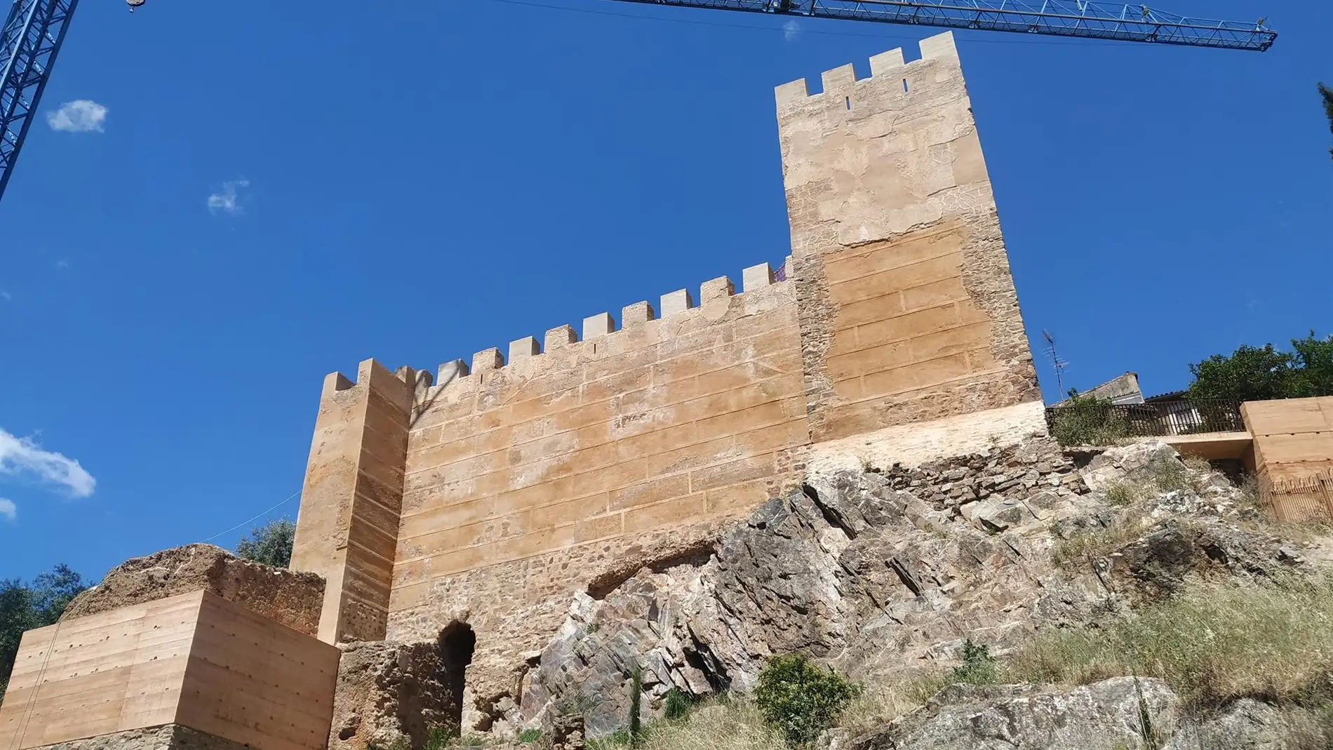 Comienza la obra para vaciar el Baluarte de los Pozos de Cáceres, con lo que concluirá la primera fase de la muralla