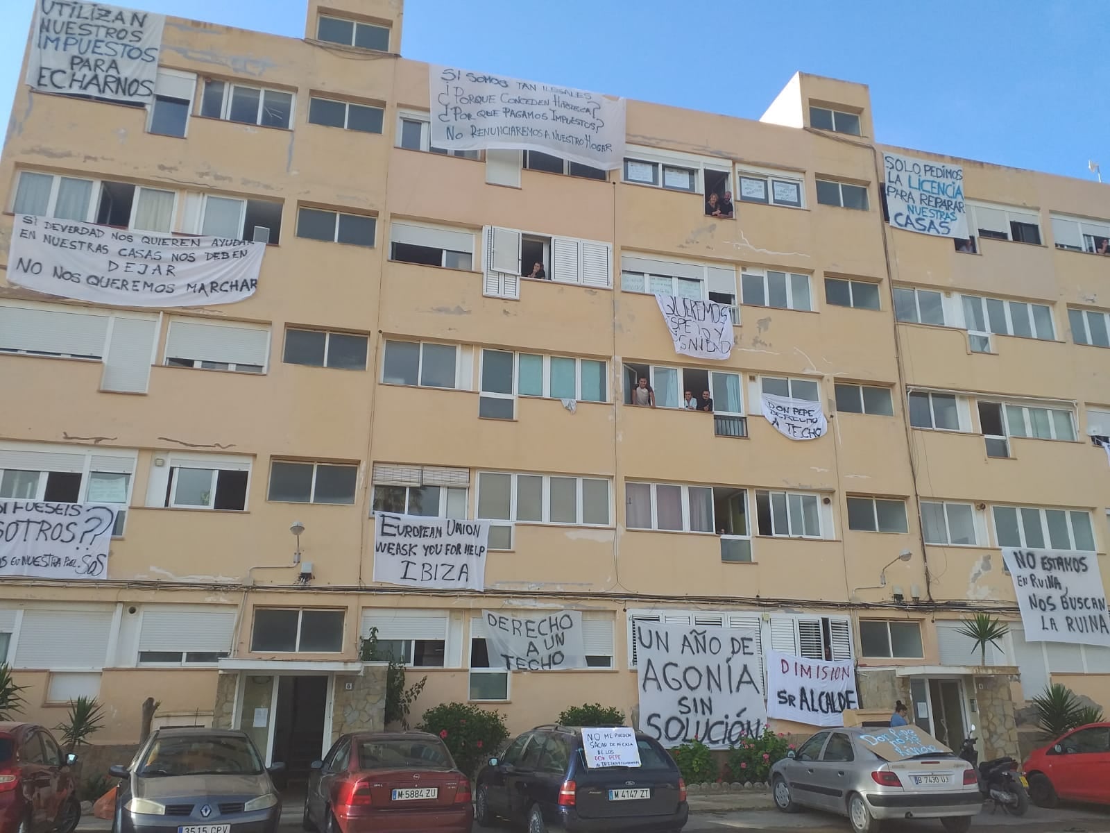 Los vecinos del Don Pepe valoran demandar al Ayuntamiento de Sant Josep por responsabilidad patrimonial Los vecinos del Don Pepe valoran demandar al Ayuntamiento de Sant Josep por responsabilidad patrimonial