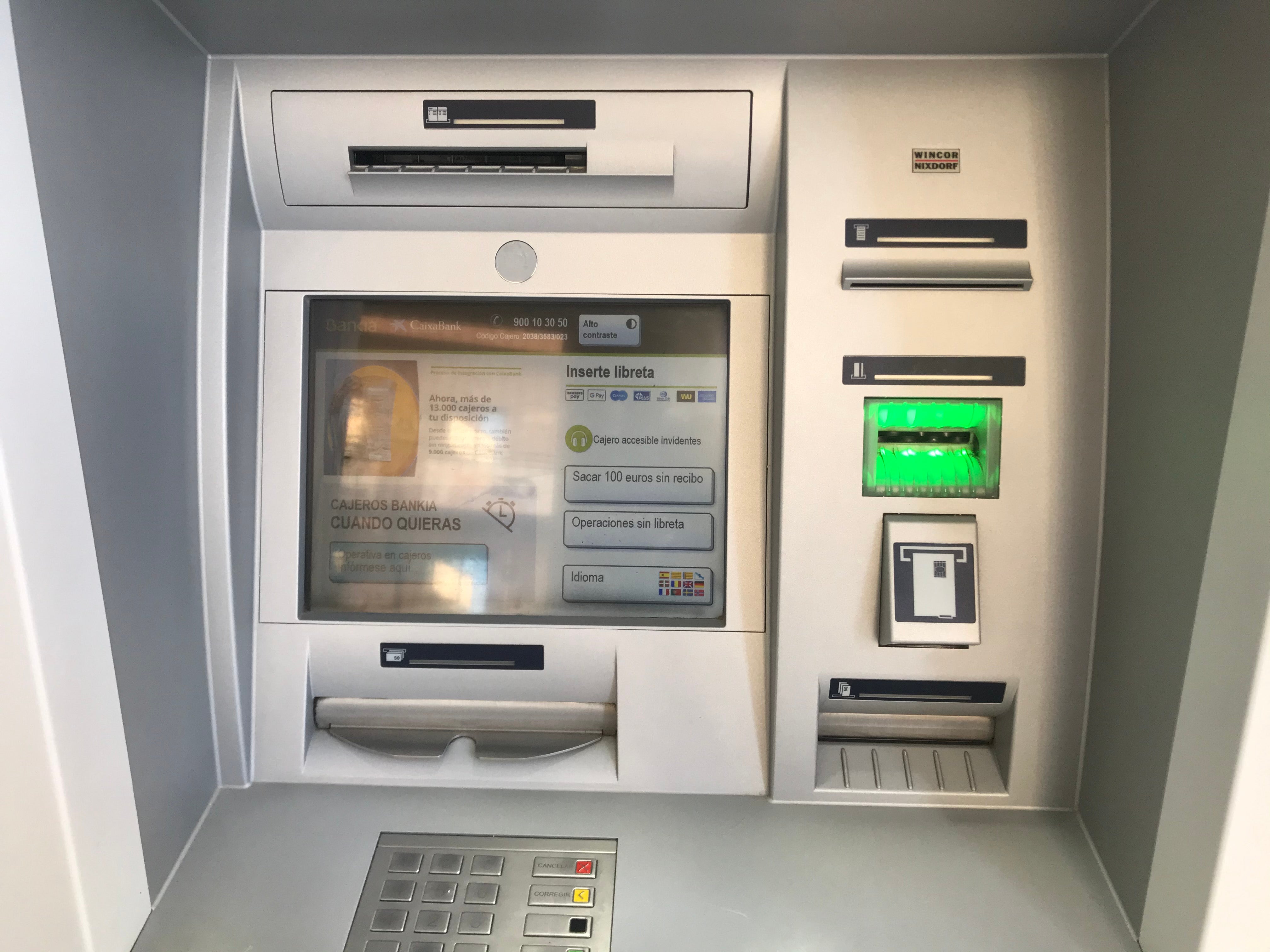 María Jesús Fernández ( CC.OO. en Bankia ): "Desde la empresa se pretende la digitalización con la pérdida de calidad en el servicio" María Jesús Fernández ( CC.OO. en Bankia ): "Desde la empresa se pretende la digitalización con la pérdida de calidad en el servicio"