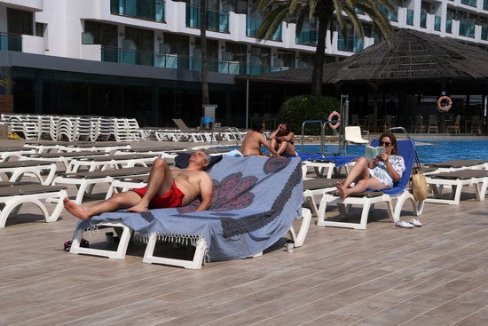 Tarragona confia en comptar amb el turisme britànic a finals de mes Tarragona confia en comptar amb el turisme britànic a finals de mes