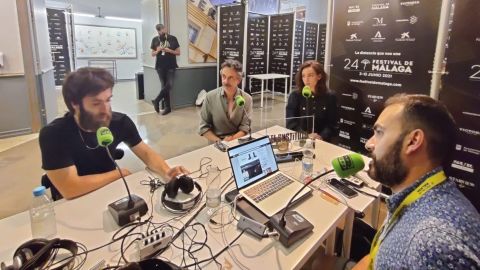 Ricardo G&oacute;mez, Pere Ponce y Vicky Luengo conversan con David Martos sobre 'El sustituto'