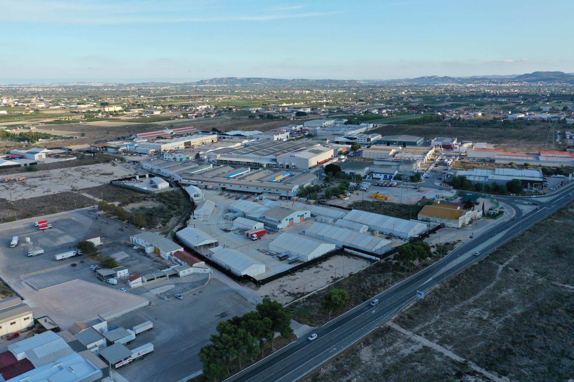 La Asociación de Empresarios del Polígono Industrial Puente Alto reclama la mejora de la limpieza del Polígono Industrial La Asociación de Empresarios del Polígono Industrial Puente Alto reclama la mejora de la limpieza del Polígono Industrial