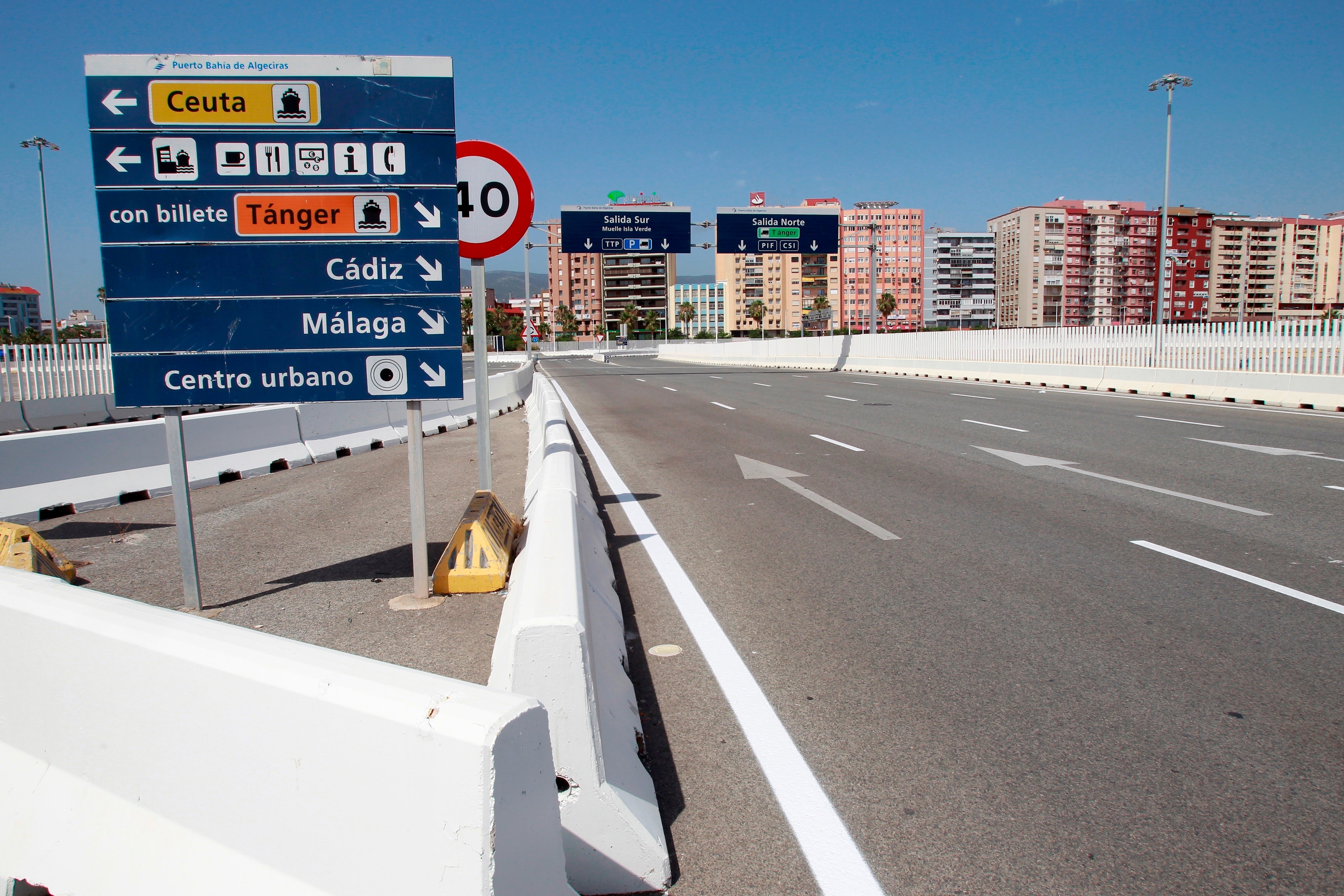 El Gobierno de Marruecos excluye a España de la operación Paso del Estrecho El Gobierno de Marruecos excluye a España de la operación Paso del Estrecho