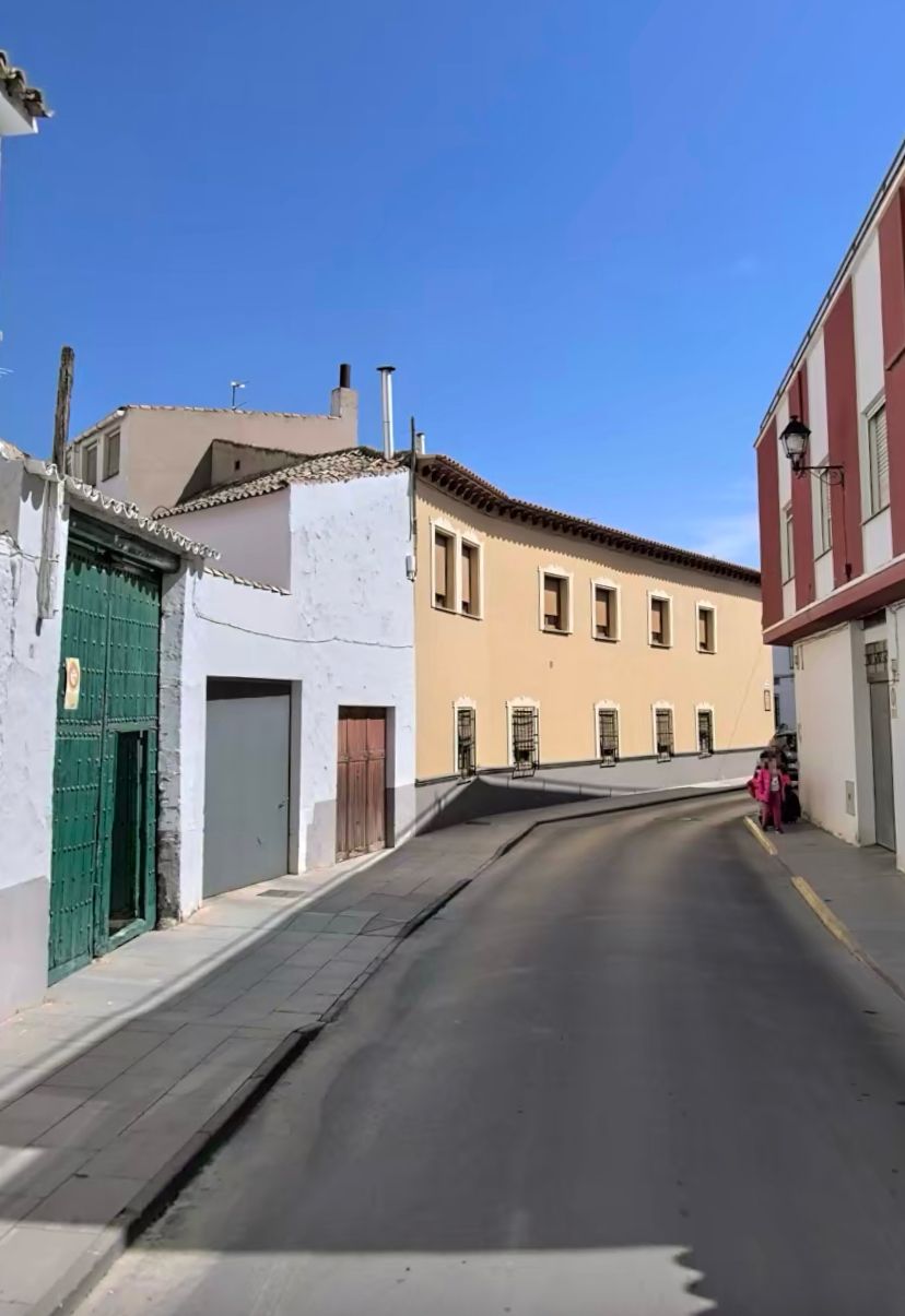 La calle Levante permanecerá cortada dos días La calle Levante permanecerá cortada dos días