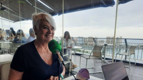 La directora Mar Targarona, durante su entrevista con Kin&oacute;tico en el Festival de M&aacute;laga