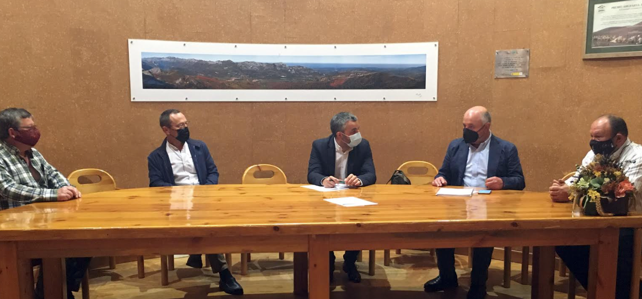Alejandro Calvo: "Tenemos varias actuaciones importantes este año en Peñamellera Baja" Alejandro Calvo: "Tenemos varias actuaciones importantes este año en Peñamellera Baja"