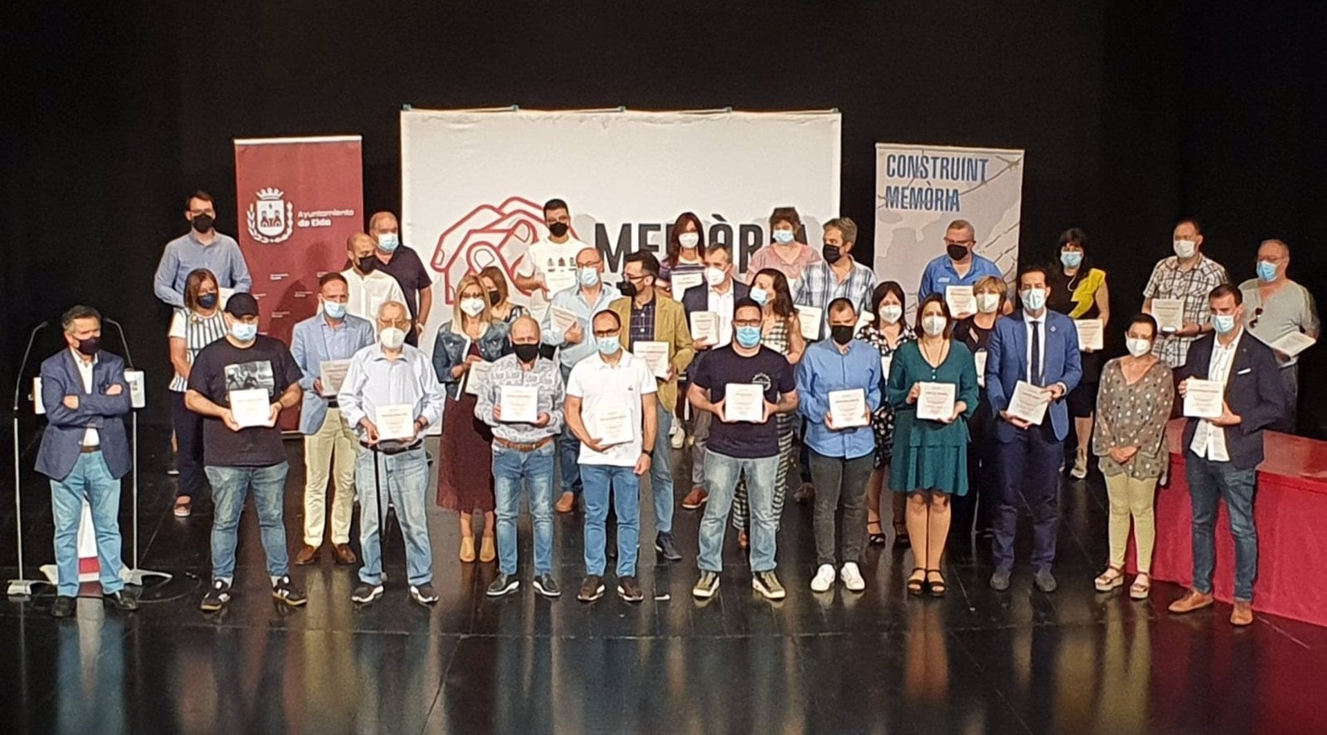 La Generalitat homenajea en Elda a una treintena de víctimas del Holocausto por “defender la libertad” y “valores democráticos” La Generalitat homenajea en Elda a una treintena de víctimas del Holocausto por “defender la libertad” y “valores democráticos”