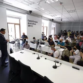 Salvador no dimite Salvador no dimite