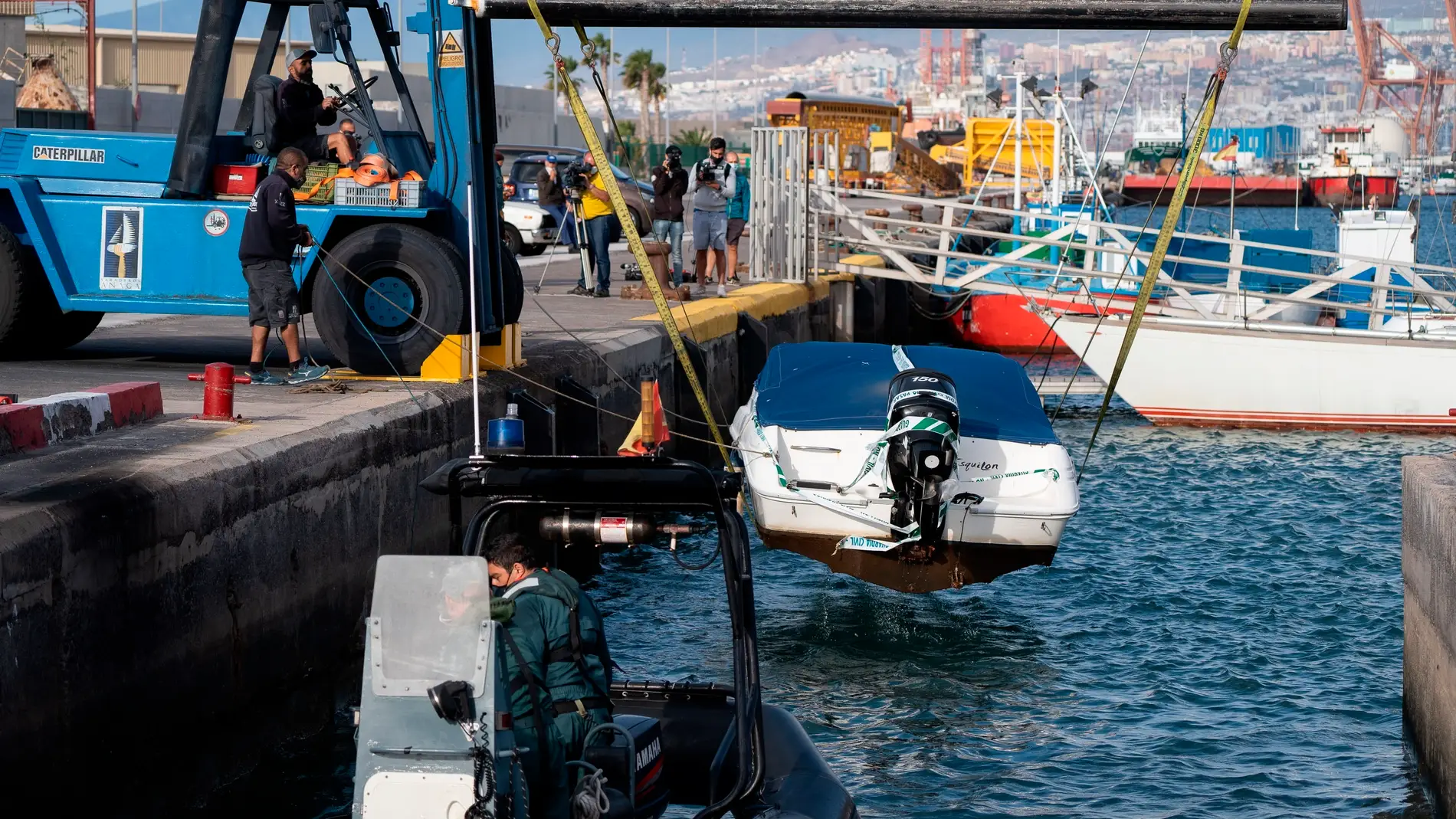 La Guardia Civil confirma que los objetos hallados en el mar son de Tomás Gimeno, padre de las niñas desaparecidas en Tenerife