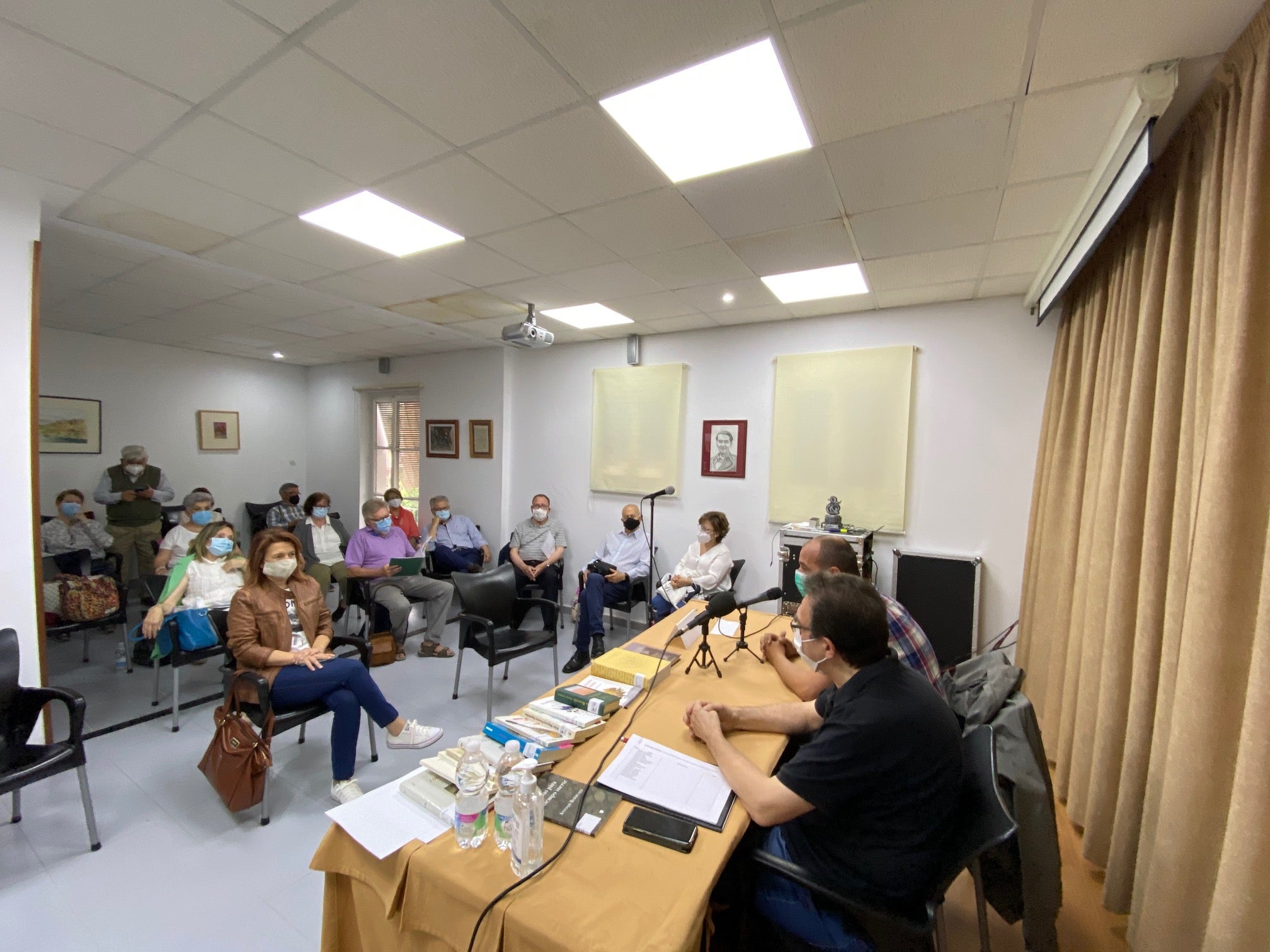 Así fueron las 24 horas de poesía ininterrumpida en 2021 Así fueron las 24 horas de poesía ininterrumpida en 2021