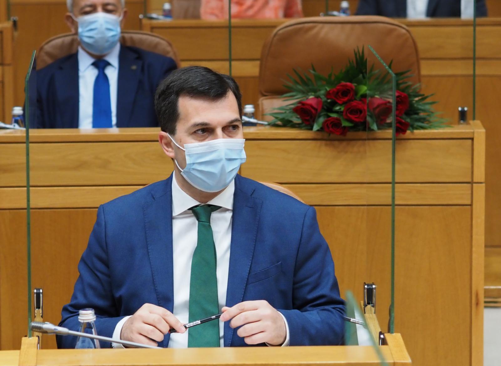 El Parlamento recuerda a Isaura Abelairas El Parlamento recuerda a Isaura Abelairas