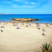 Antonio Sánchez, Concejal de Playas de Orihuela, “tenemos por delante un verano para disfrutar de estas playas” 