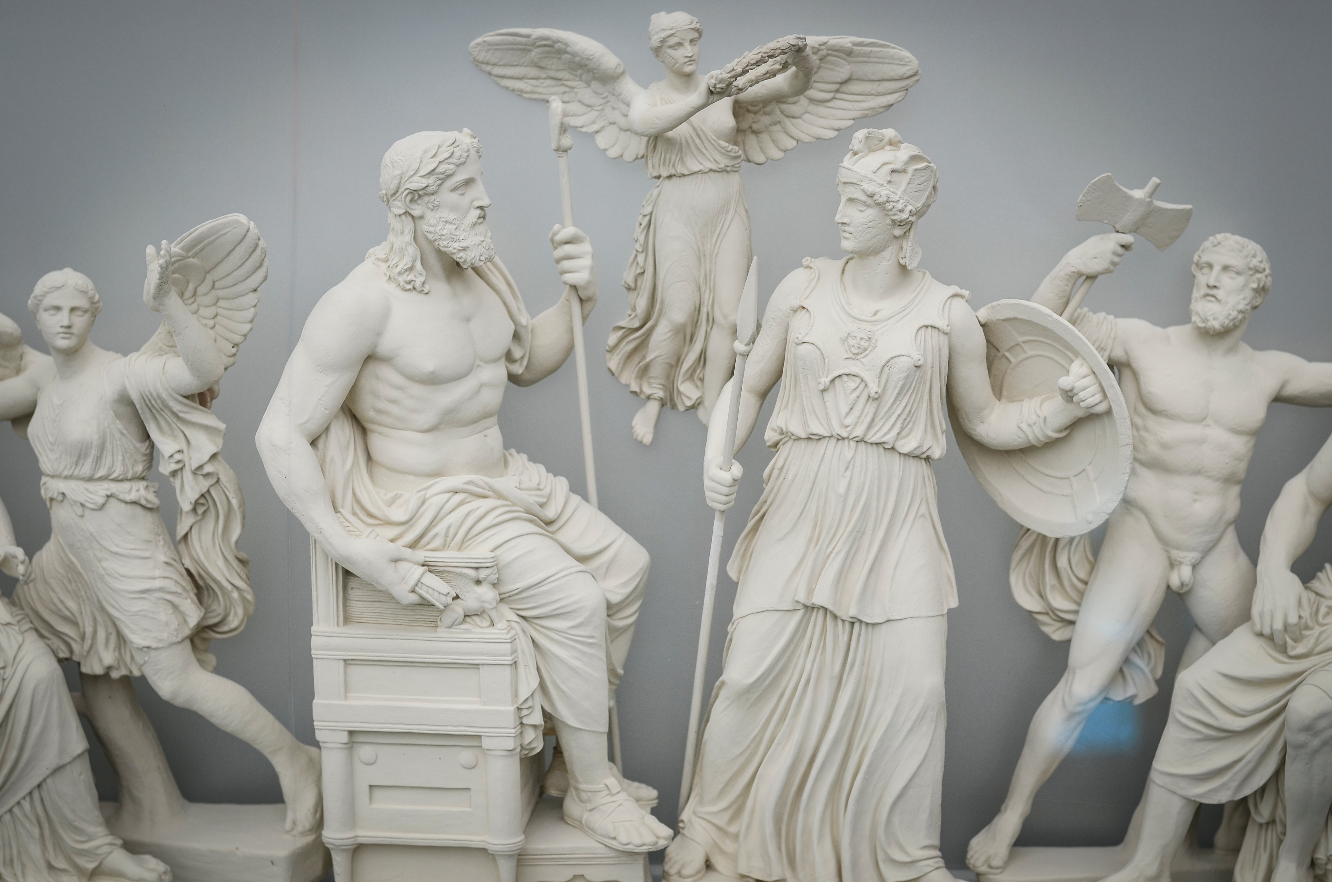 Damián Mollá, guionista: "No se entiende el mundo actual sin la mitología" Damián Mollá, guionista: "No se entiende el mundo actual sin la mitología"