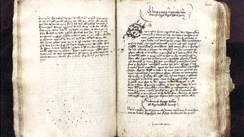 Hablamos con Javier Sánchez Portas, Director de la Biblioteca Pública Fernando de Loaces y del Archivo Histórico de Orihuela archivo