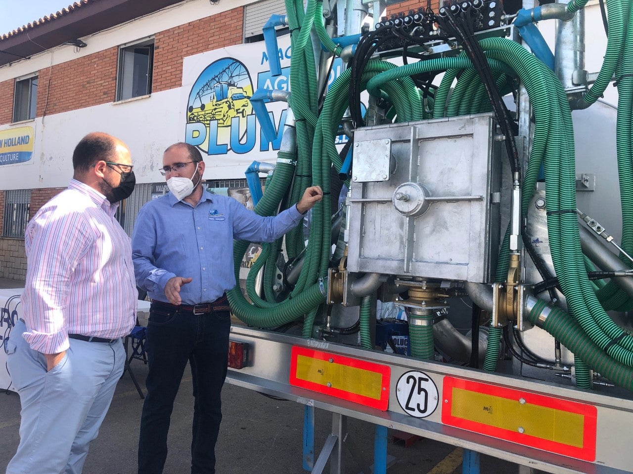 El aprovechamiento de purines podría crear 1.500 empleos en Teruel El aprovechamiento de purines podría crear 1.500 empleos en Teruel