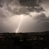 Alerta laranxa por tormentas e choivas en Ourense Alerta laranxa por tormentas e choivas en Ourense