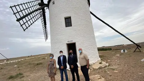 Gigante Vino de la Mancha Gigante Vino de la Mancha