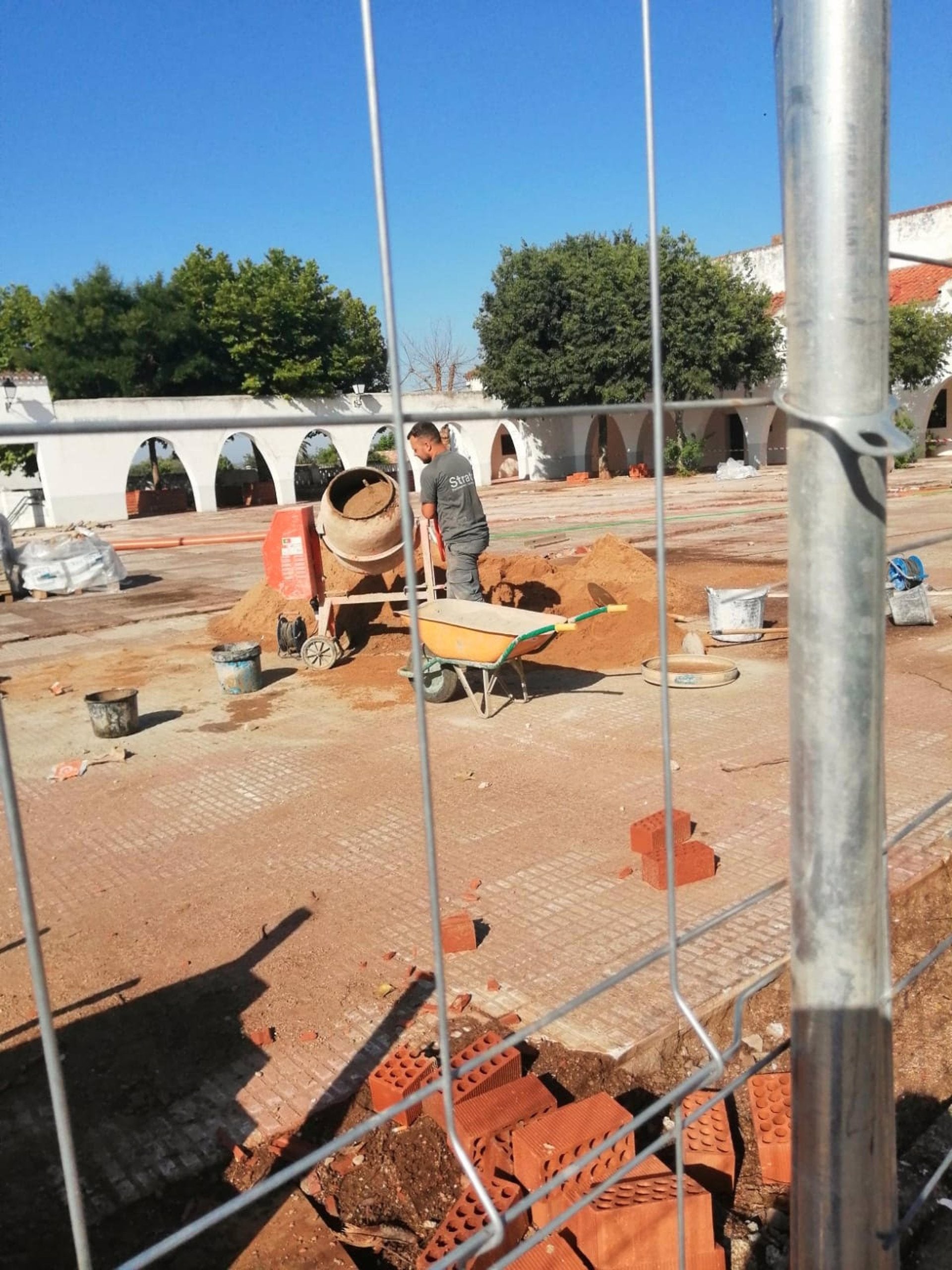 El Ayuntamiento de Cáceres invierte más de 170.000 euros en obras para Valdesalor y Rincón de Ballesteros El Ayuntamiento de Cáceres invierte más de 170.000 euros en obras para Valdesalor y Rincón de Ballesteros