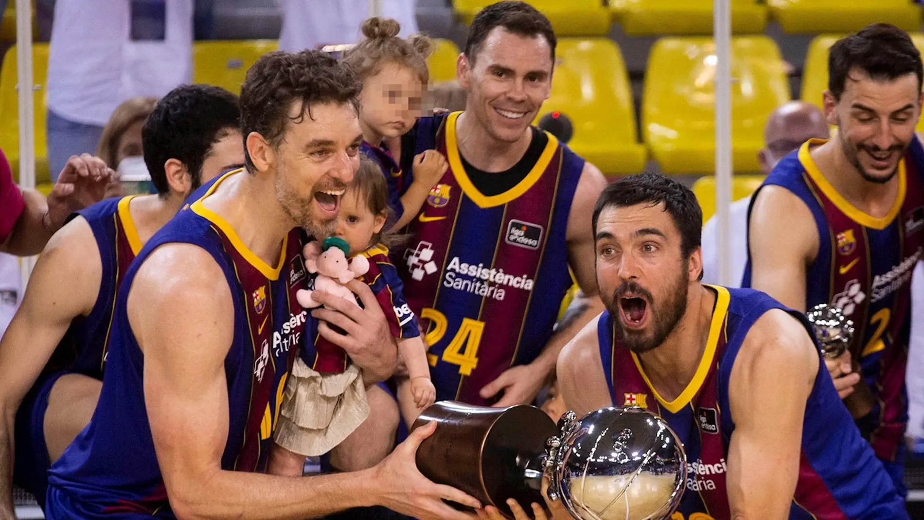 El Barcelona se proclama campeón de la ACB tras vencer el segundo partido al Real Madrid