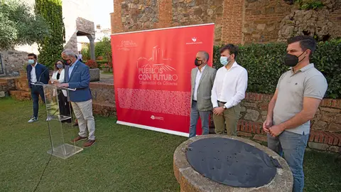 “Pueblos con futuro”, el plan de la Diputación que arranca este año y que cuenta con 11 millones de euros propios para los municipios de la provincia “Pueblos con futuro”, el plan de la Diputación que arranca este año y que cuenta con 11 millones de euros propios para los municipios de la provincia