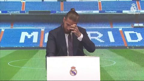 Sergio Ramos dice adi&oacute;s al Real Madrid entre l&aacute;grimas: "Me hubiera gustado despedirme enn el Bernab&eacute;u"