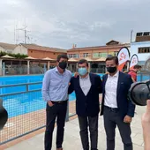 El vicepresidente de la Junta, Juan Marín, junto a Fernando Giner, responsable de CCAA de Ciudadanos Luis Salvador, alcalde de Granada y El vicepresidente de la Junta, Juan Marín, junto a Fernando Giner, responsable de CCAA de Ciudadanos Luis Salvador, alcalde de Granada y