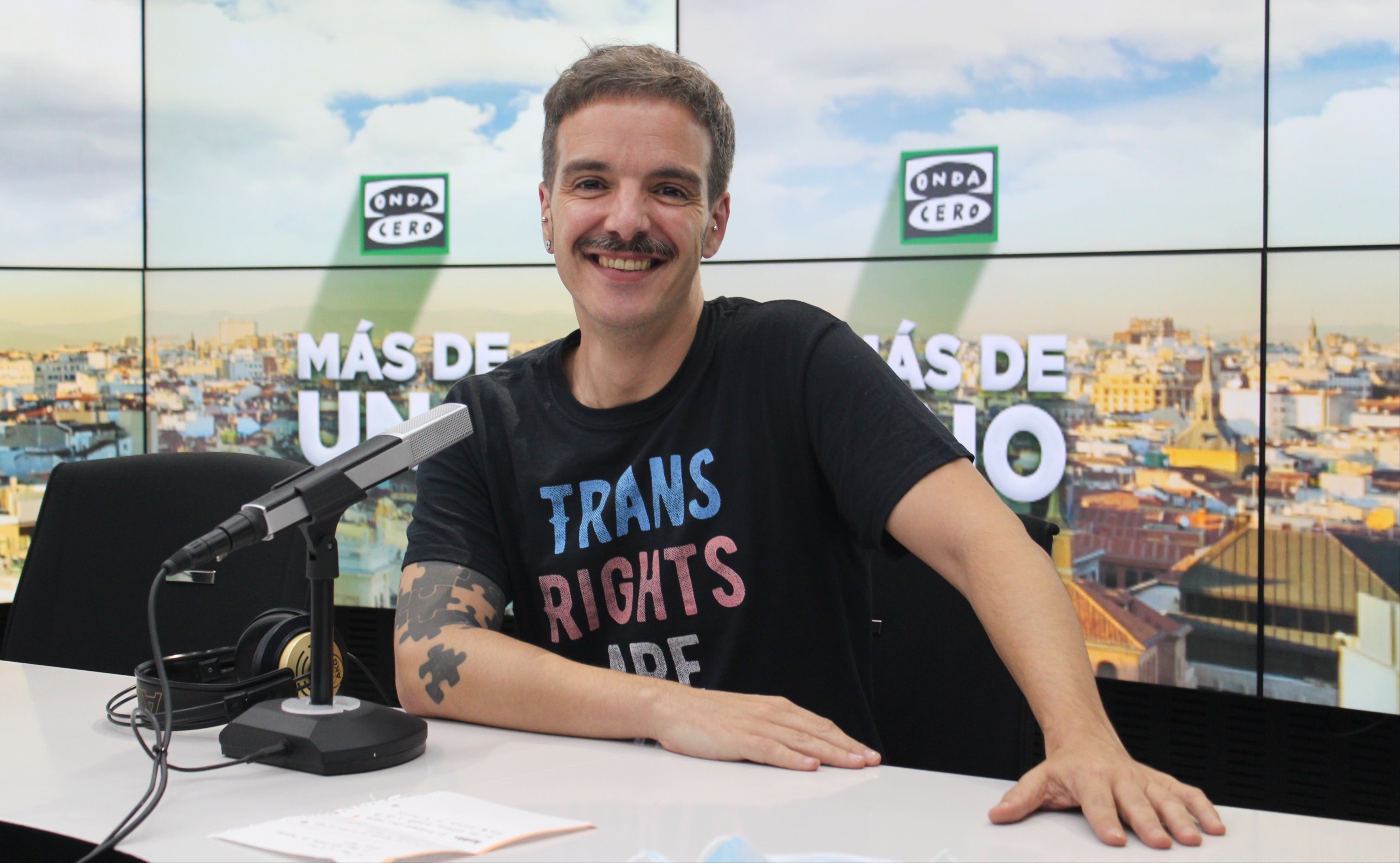 Javi Giner, sobre 'Yo, adicto': "No es una serie acerca de personas enfermas, sino sobre seres humanos" Javi Giner, sobre 'Yo, adicto': "No es una serie acerca de personas enfermas, sino sobre seres humanos"