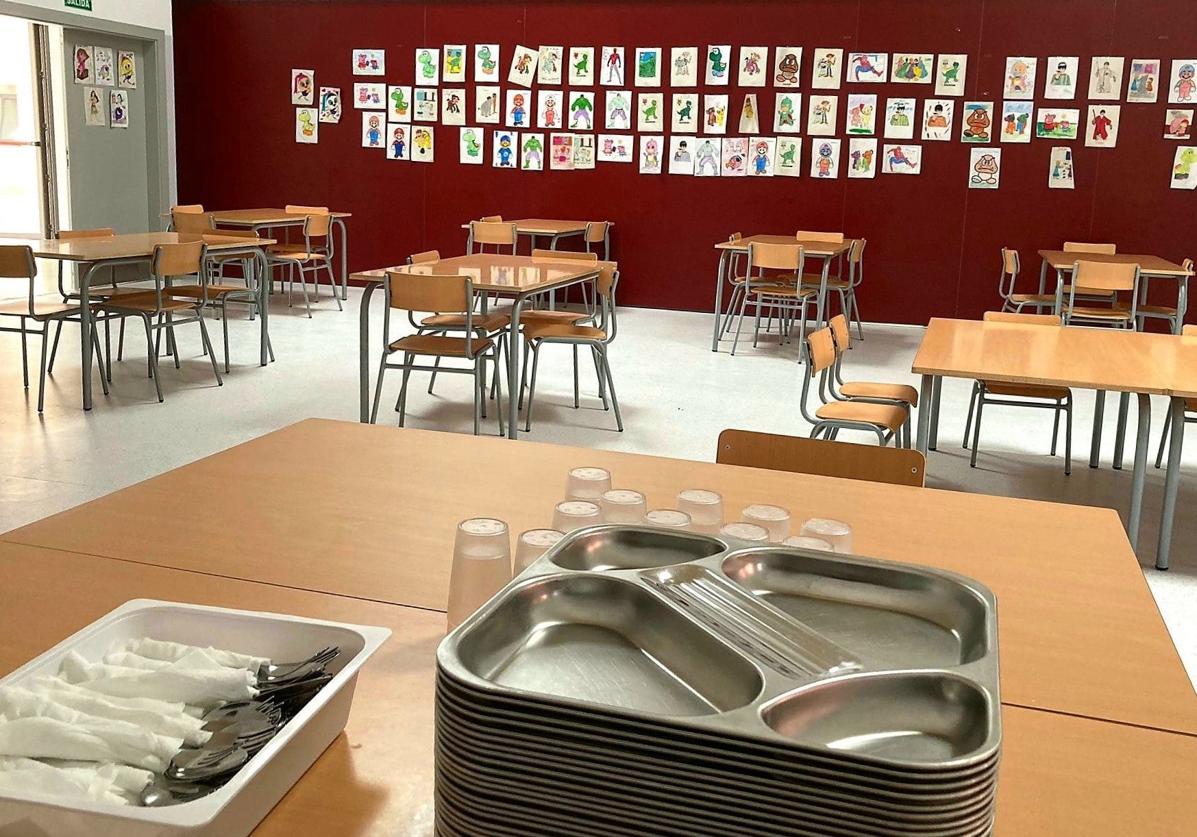 El servicio de comedor escolar de verano comienza hoy en seis centros y llegará a un centenar de alumnos en la capital El servicio de comedor escolar de verano comienza hoy en seis centros y llegará a un centenar de alumnos en la capital